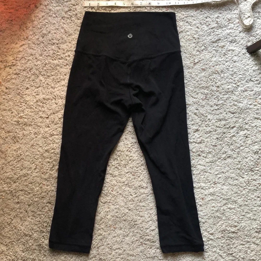 Women’s Lululemon leggings - Picture 5 of 5
